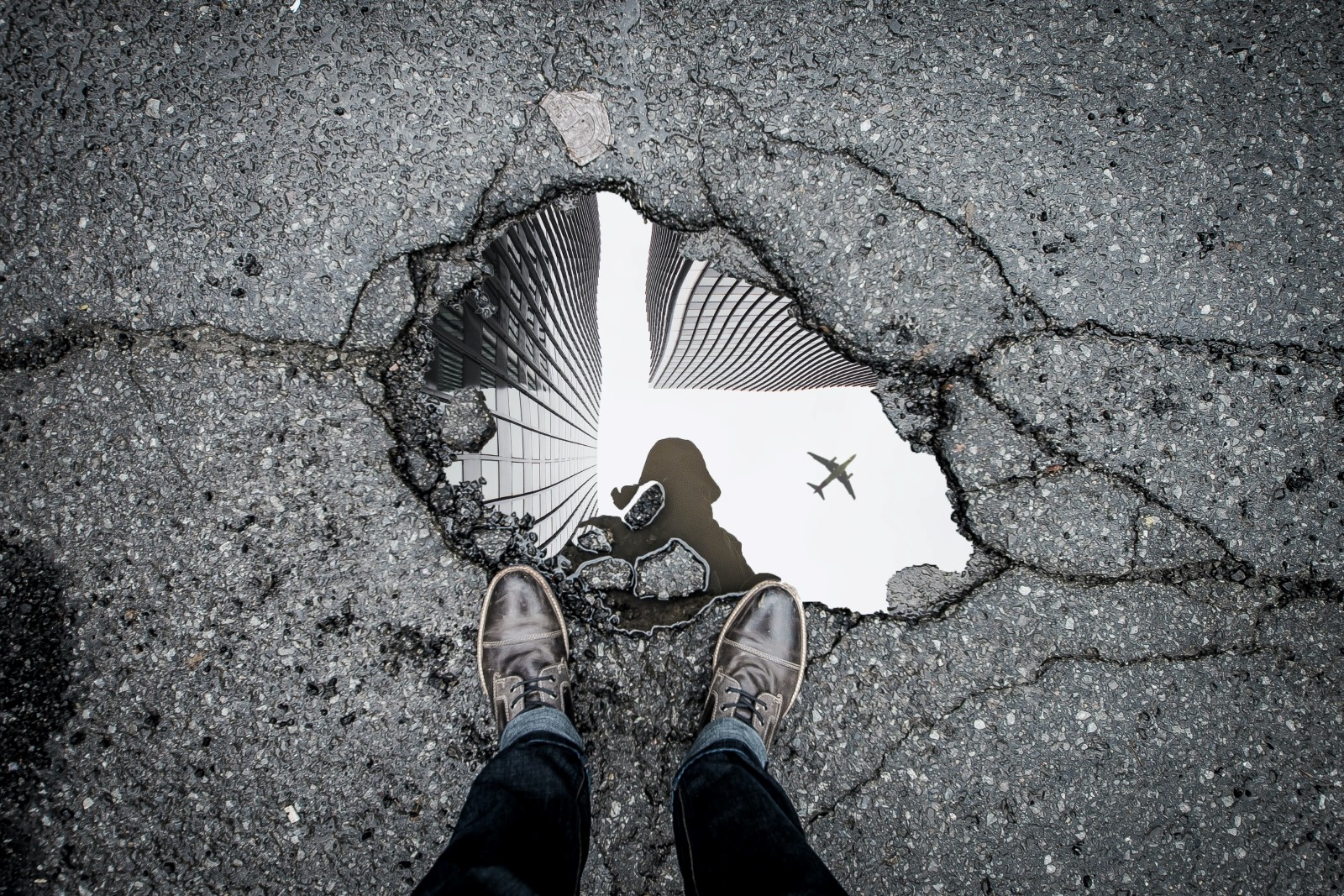 Man mirroring in the street