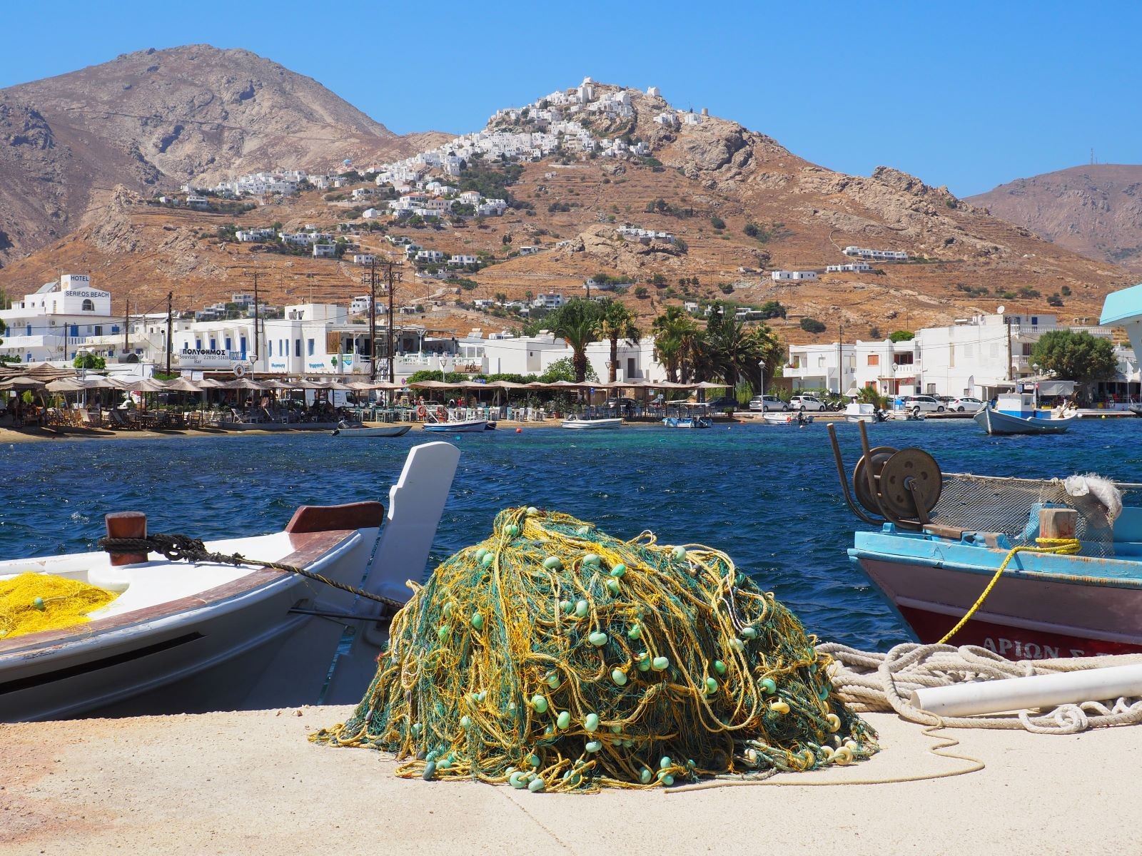 Το Λιβάδι με θέα στη Χώρα