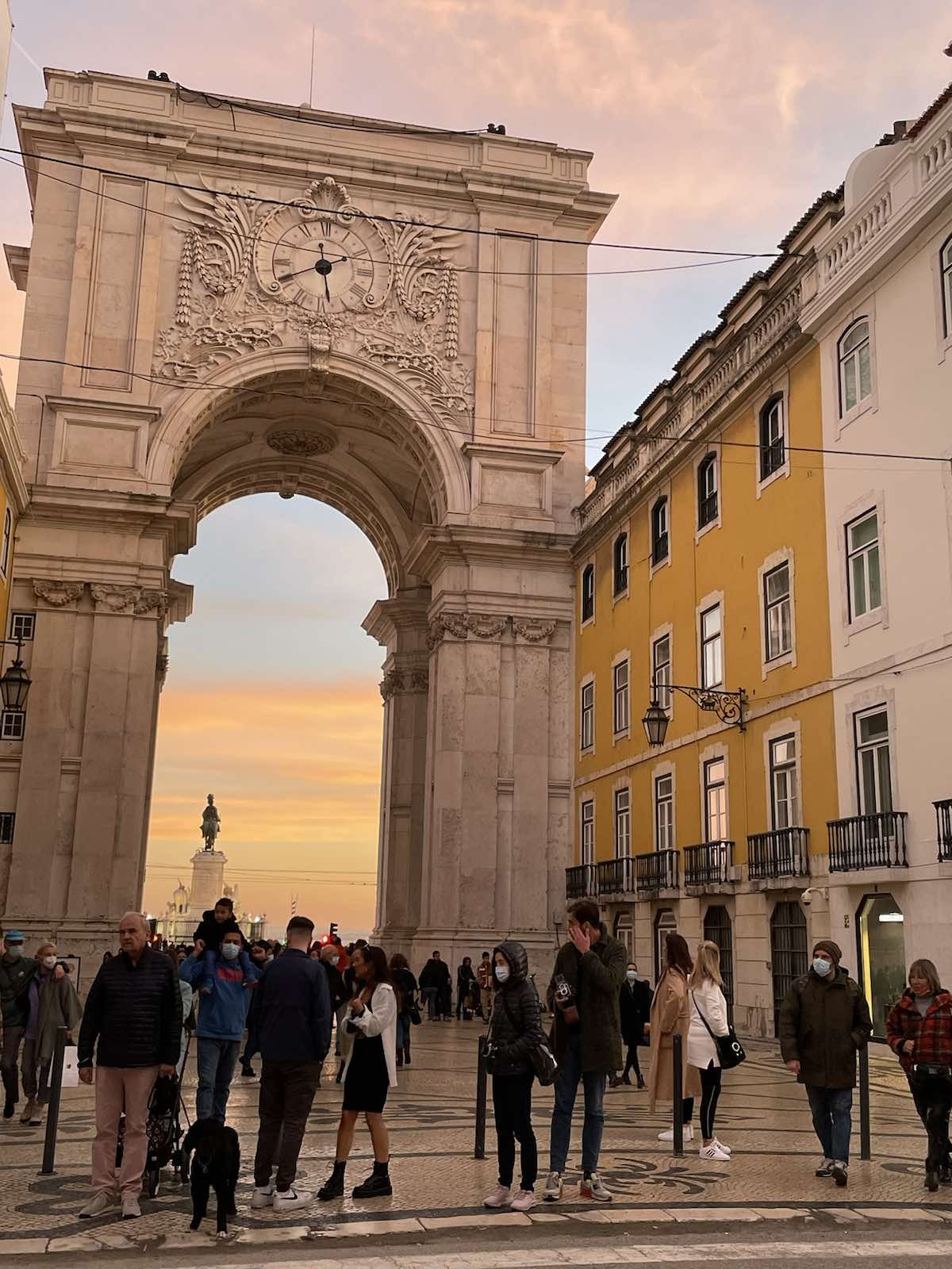 Η πλατεία Praça do Comércio